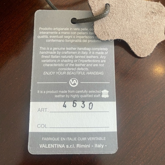 NWT Valentina 100% Italian made leather small purse / tote with chain handles - Picture 3 of 7